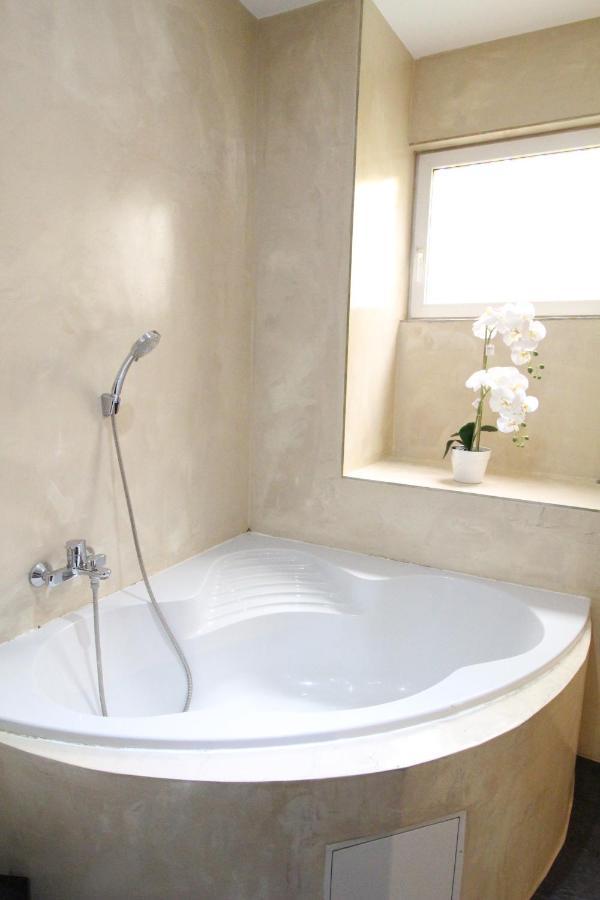 Private Double Bedroom Rf2 เวียนนา ภายนอก รูปภาพ