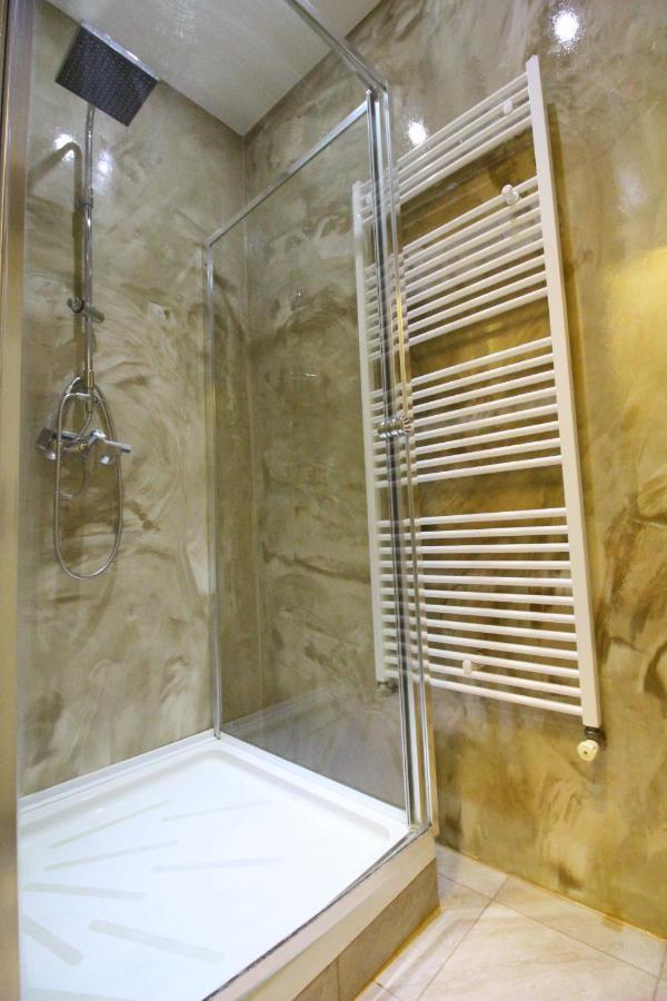 Private Double Bedroom Rf2 เวียนนา ภายนอก รูปภาพ